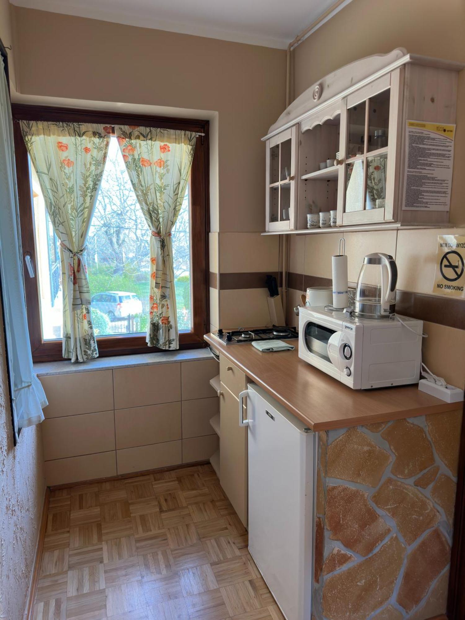 Rozsa Apartman 2 Альшоэрш Номер фото